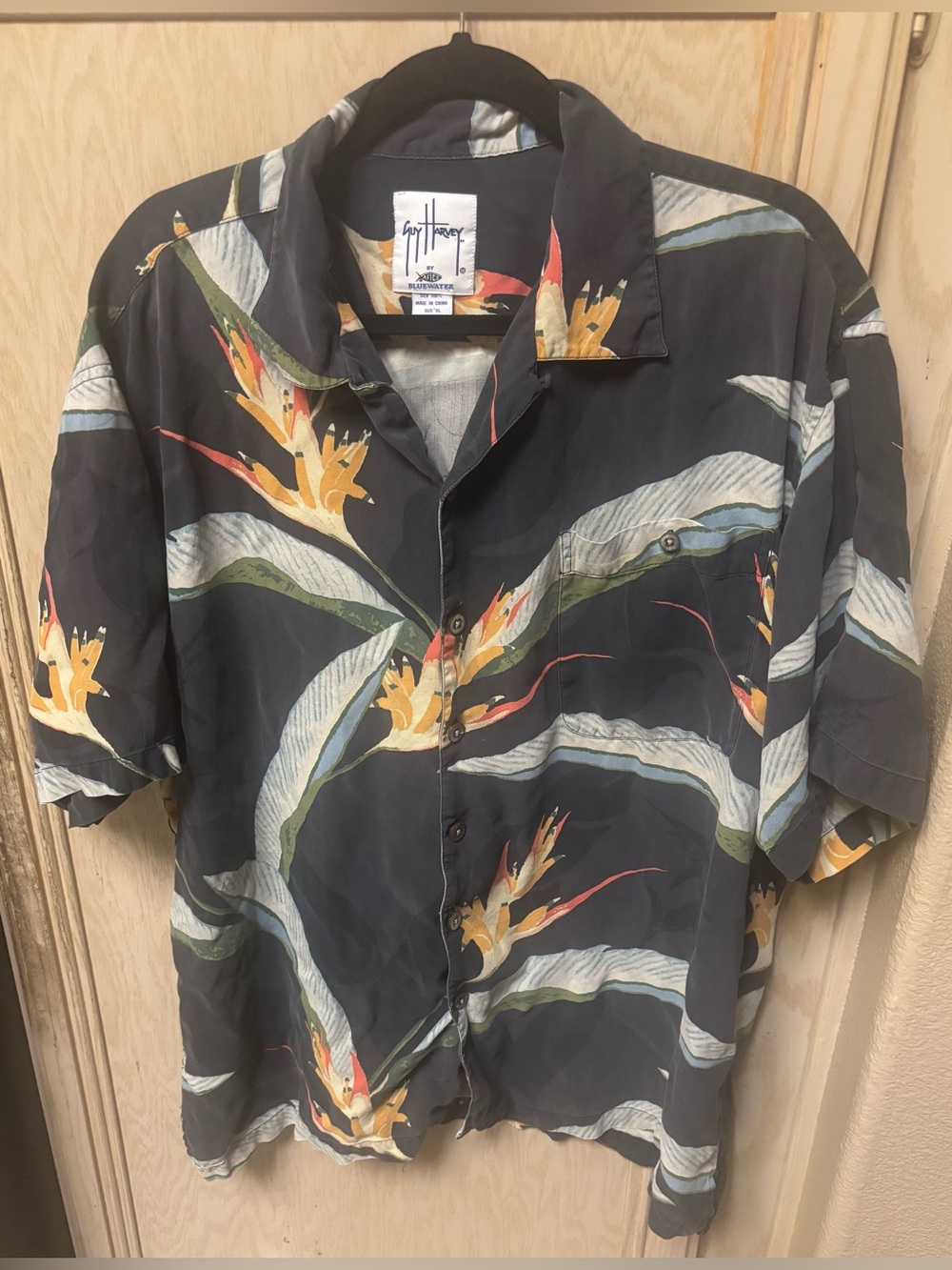 Guy Harvey Bluewater 100% Silk Shirt Size XL Birds of Paradise Tropical